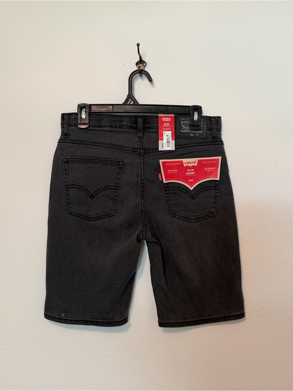 Boys Levi’s Performance Slim Short - 18 Reg 29W - Picture 2 of 10